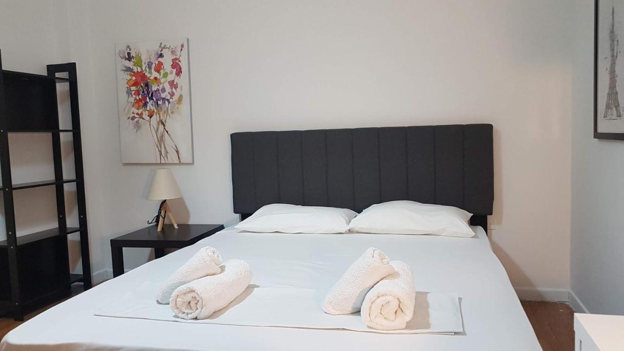 Olive Apartment- Athens Center, 4 Bd, 1.5 Bath Exteriér fotografie